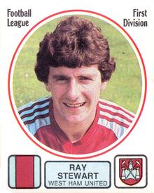 1981-82 Panini Football 82 (UK) #305 Ray Stewart Front
