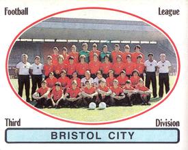 1981-82 Panini Football 82 (UK) #379 Team Group Front