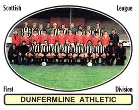 1981-82 Panini Football 82 (UK) #506 Dunfermline Athletic Team Group Front