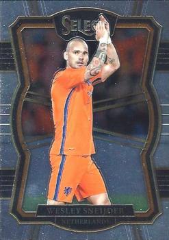 2017-18 Panini Select #174 Wesley Sneijder Front