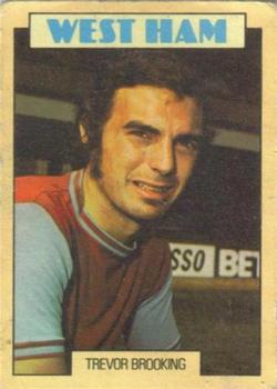 1973-74 A&BC Chewing Gum #11 Trevor Brooking Front