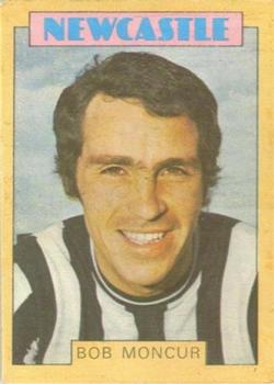 1973-74 A&BC Chewing Gum #158 Bobby Moncur Front