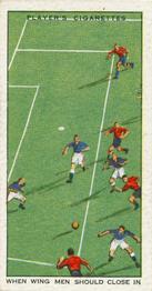 1934 Player's Hints On Association Football #30 When Wing Men Should Close In, Front