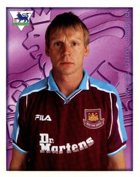 2000-01 Merlin F.A. Premier League 2001 #398 Stuart Pearce Front