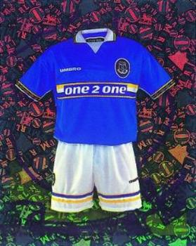 1997-98 Merlin F.A. Premier League 98 #220 Kit Front