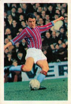 1969-70 FKS Publishers Wonderful World of Soccer Stars #67 John Loughlan Front
