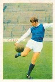 1969-70 FKS Publishers Wonderful World of Soccer Stars #213 Sam Ellis Front