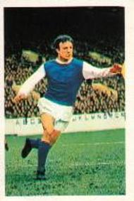 1969-70 FKS Publishers Wonderful World of Soccer Stars #225 Gerry Young Front