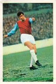 1969-70 FKS Publishers Wonderful World of Soccer Stars #302 Ron Boyce Front