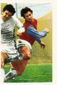 1969-70 FKS Publishers Wonderful World of Soccer Stars #310 Jimmy Lindsay Front
