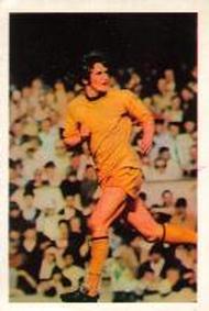 1969-70 FKS Publishers Wonderful World of Soccer Stars #329 Les Wilson Front