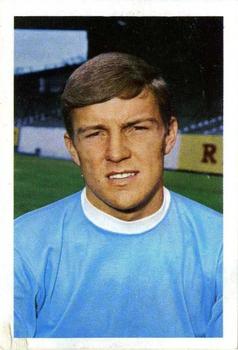 1967-68 FKS Publishers Wonderful World of Soccer Stars #NNO Chris Jones Front