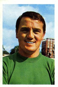 1967-68 FKS Publishers Wonderful World of Soccer Stars #NNO Campbell Forsyth Front
