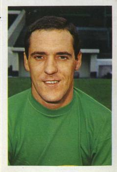 1968-69 FKS Publishers Wonderful World of Soccer Stars #29 Harry Thomson Front
