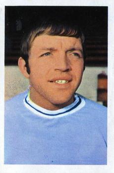 1968-69 FKS Publishers Wonderful World of Soccer Stars #54 Ernie Hunt Front