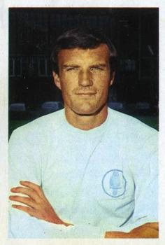 1968-69 FKS Publishers Wonderful World of Soccer Stars #102 Paul Madeley Front