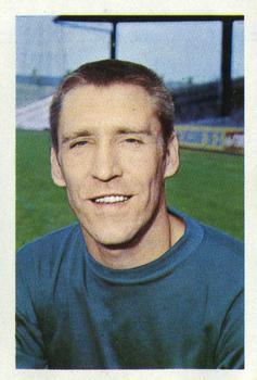 1968-69 FKS Publishers Wonderful World of Soccer Stars #140 Harry Dowd Front