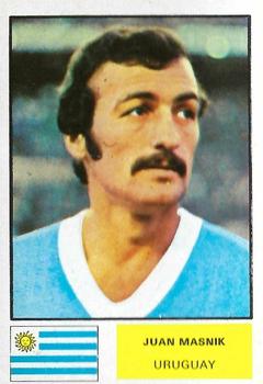 1974 FKS Wonderful World of Soccer Stars World Cup #232 Juan Masnik Front