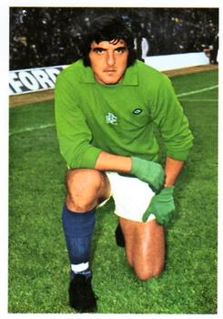 1974-75 FKS Wonderful World of Soccer Stars #23 Dave Latchford Front