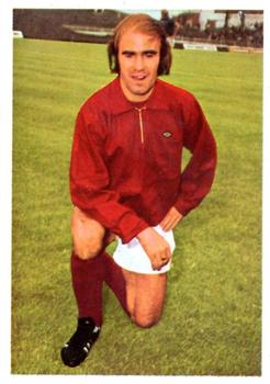 1974-75 FKS Wonderful World of Soccer Stars #39 Peter Noble Front