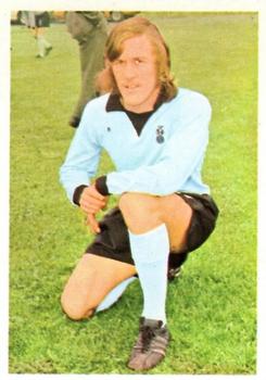 1974-75 FKS Wonderful World of Soccer Stars #73 Brian Alderson Front