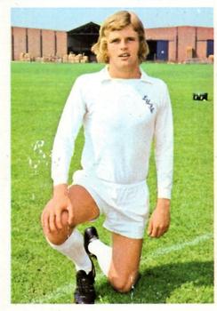 1974-75 FKS Wonderful World of Soccer Stars #143 Gordon McQueen Front