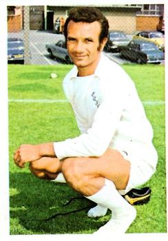 1974-75 FKS Wonderful World of Soccer Stars #145 Paul Reaney Front
