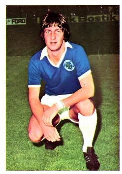 1974-75 FKS Wonderful World of Soccer Stars #151 Malcolm Munro Front