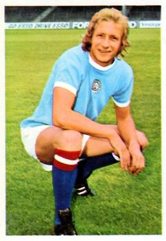1974-75 FKS Wonderful World of Soccer Stars #197 Denis Law Front