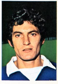 1975-76 FKS Soccer Stars #90 Martin Dobson Front