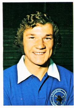 1975-76 FKS Soccer Stars #135 Dennis Rofe Front