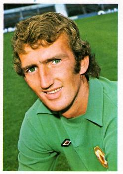 1975-76 FKS Soccer Stars #181 Alex Stepney Front