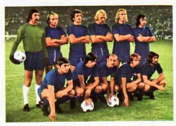 1975-76 FKS Soccer Stars #347 Ujpest Dozsa Front