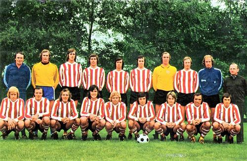 1975-76 FKS Euro Soccer Postcards #NNO PSV Eindhoven Front