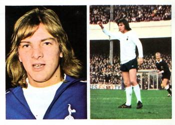 1976-77 FKS Soccer Stars #324 Chris Jones Front