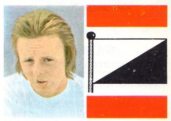 1976-77 FKS Soccer Stars #327 Neil McNab Front