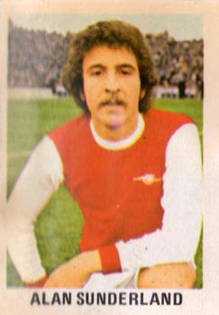 1979-80 FKS Publishers Soccer Stars 80 #10 Alan Sunderland Front