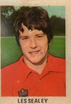 1979-80 FKS Publishers Soccer Stars 80 #75 Les Sealey Front