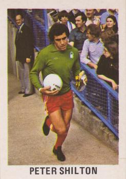 1979-80 FKS Publishers Soccer Stars 80 #220 Peter Shilton Front