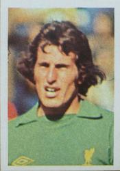 1980-81 FKS Publishers Soccer-81 #143 Ray Clemence Front