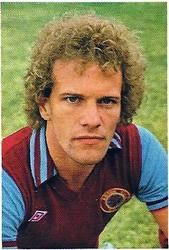 1980-81 FKS Publishers Soccer-81 #419 Andy Gray Front