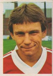 1981-82 FKS Publishers Soccer 82 #201 Peter Johnson Front