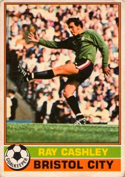 1977-78 Topps Footballer English (Red Backs) #29 Ray Cashley Front
