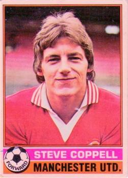 1977-78 Topps Footballer English (Red Backs) #40 Steve Coppell Front