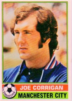 1977-78 Topps Footballer English (Red Backs) #85 Joe Corrigan Front