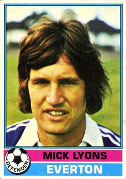 1977-78 Topps Footballer English (Red Backs) #181 Mick Lyons Front