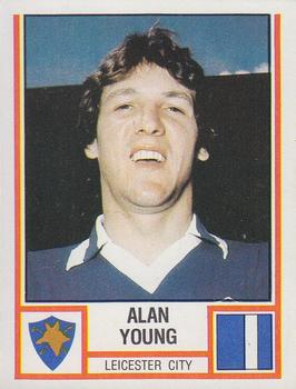 1980-81 Panini Football 81 (UK) #160 Alan Young Front