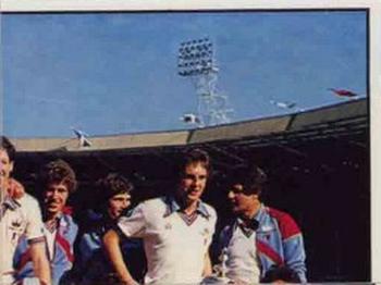1980-81 Panini Football (UK) #358 Team Photo Front