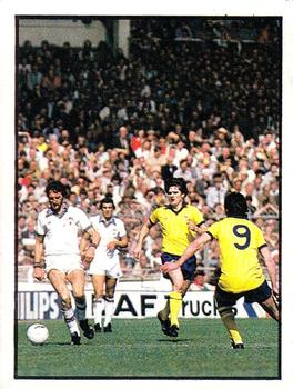 1980-81 Panini Football (UK) #361 David Cross / Pat Rice Front