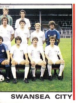 1980-81 Panini Football (UK) #421 Team Photo Front